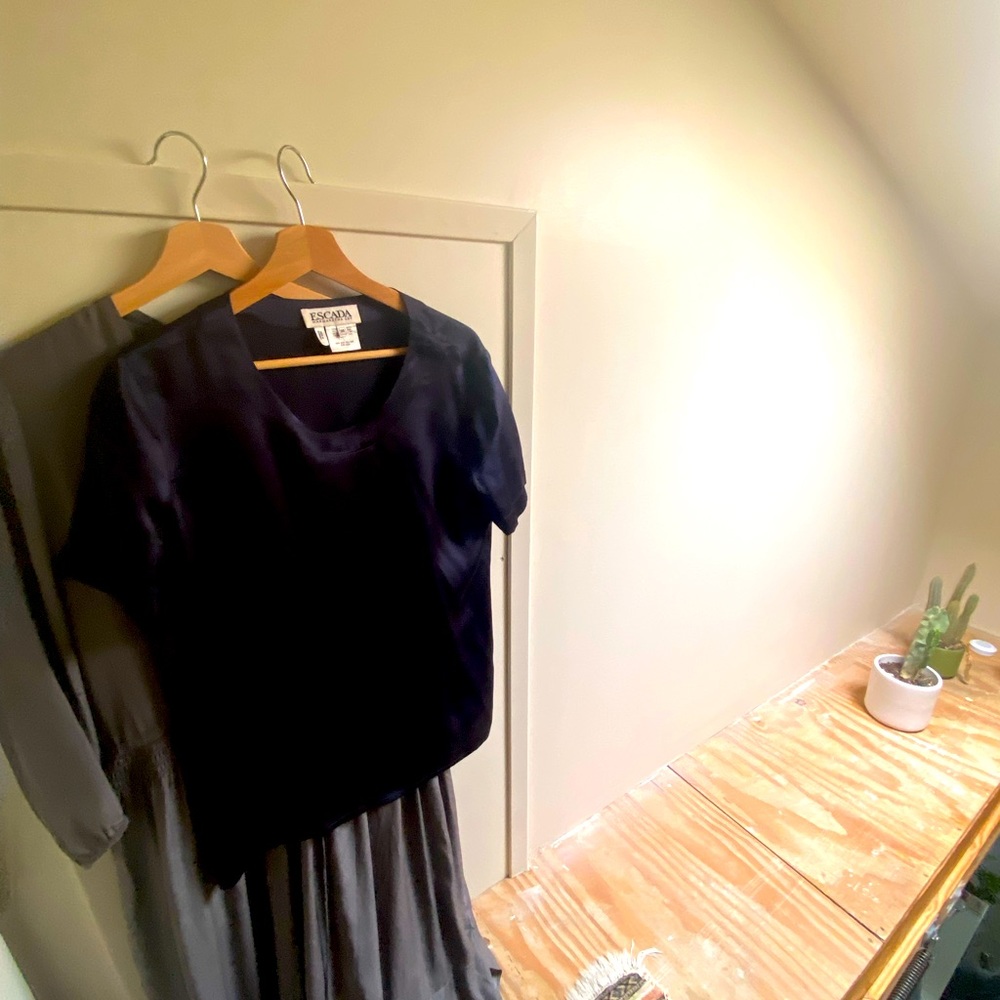 Escada Margaretha Ley %100 silk crew neck vintage 1980’s